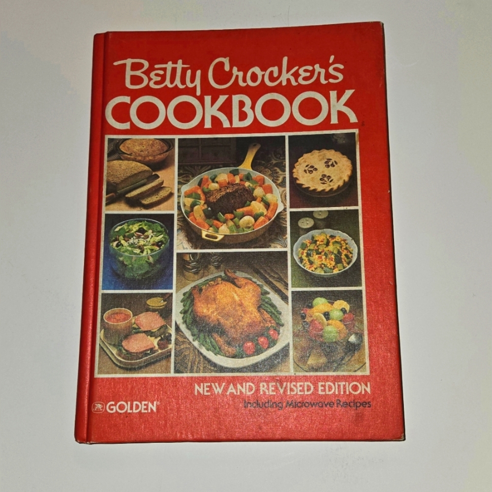 Betty Crocker 1982 cookbook